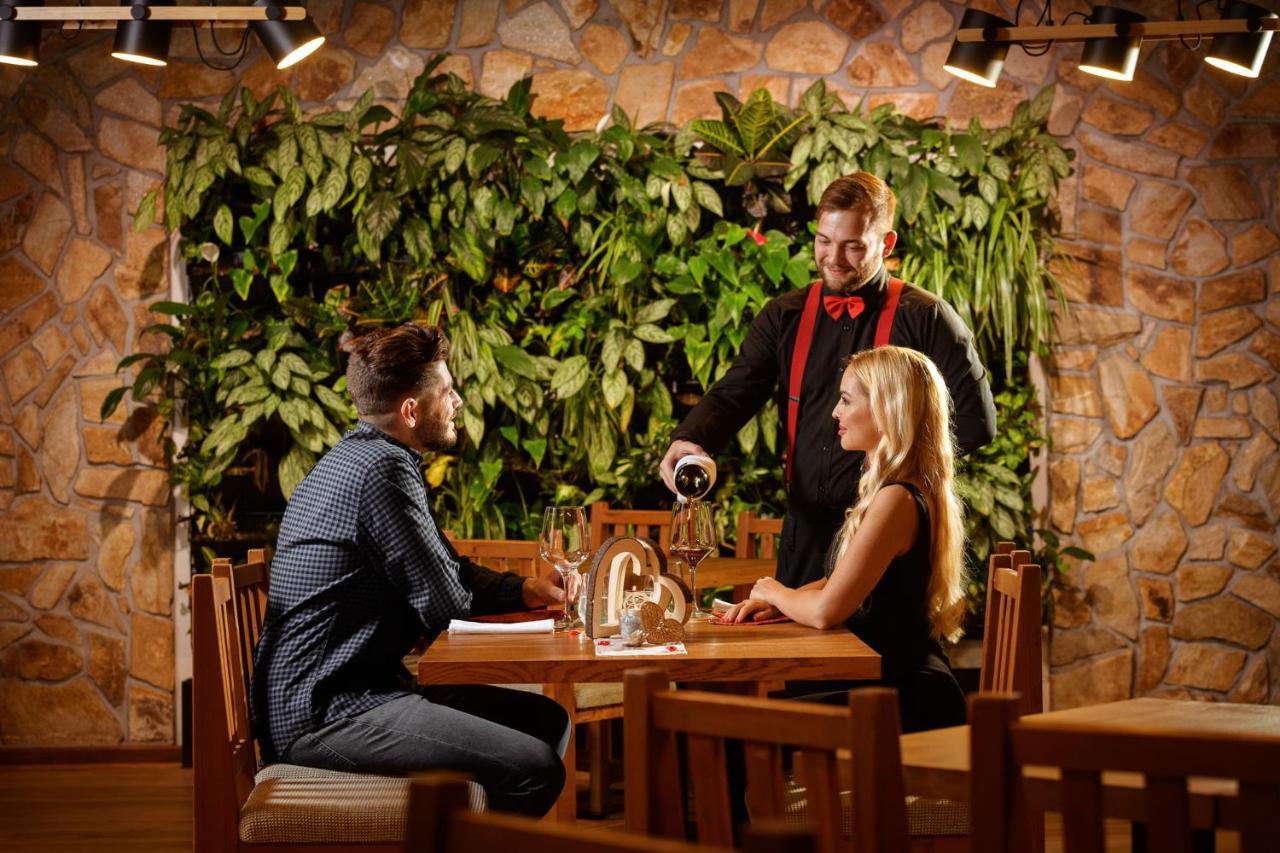 Wellness Hotel Ondrášův dvůr Bila  Eksteriør bilde